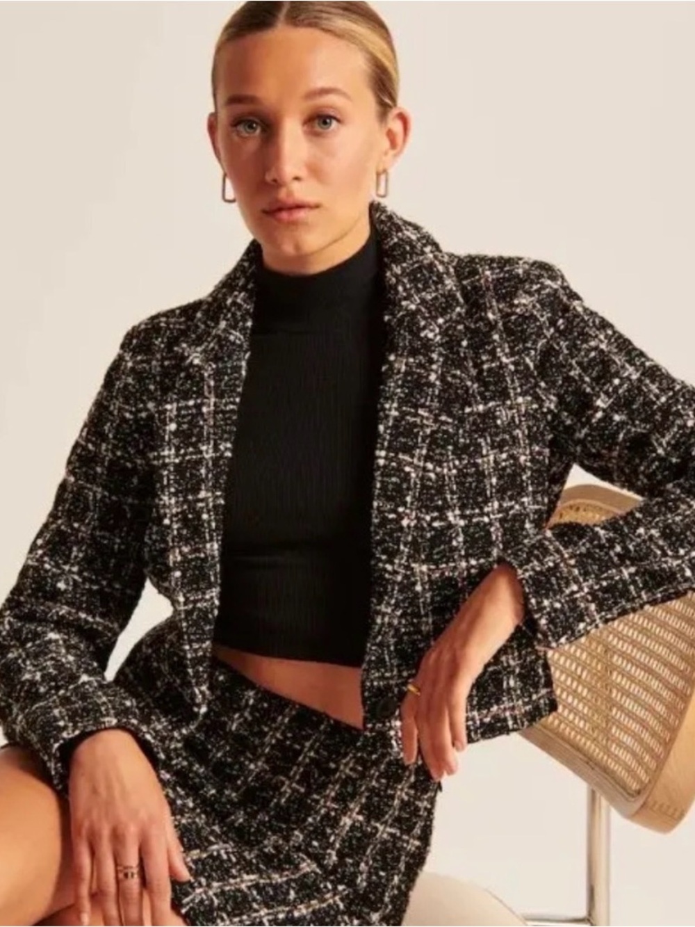 BRAND NEW Abercrombie & Fitch Black, White and Brown Cropped Tweed Blazer - S